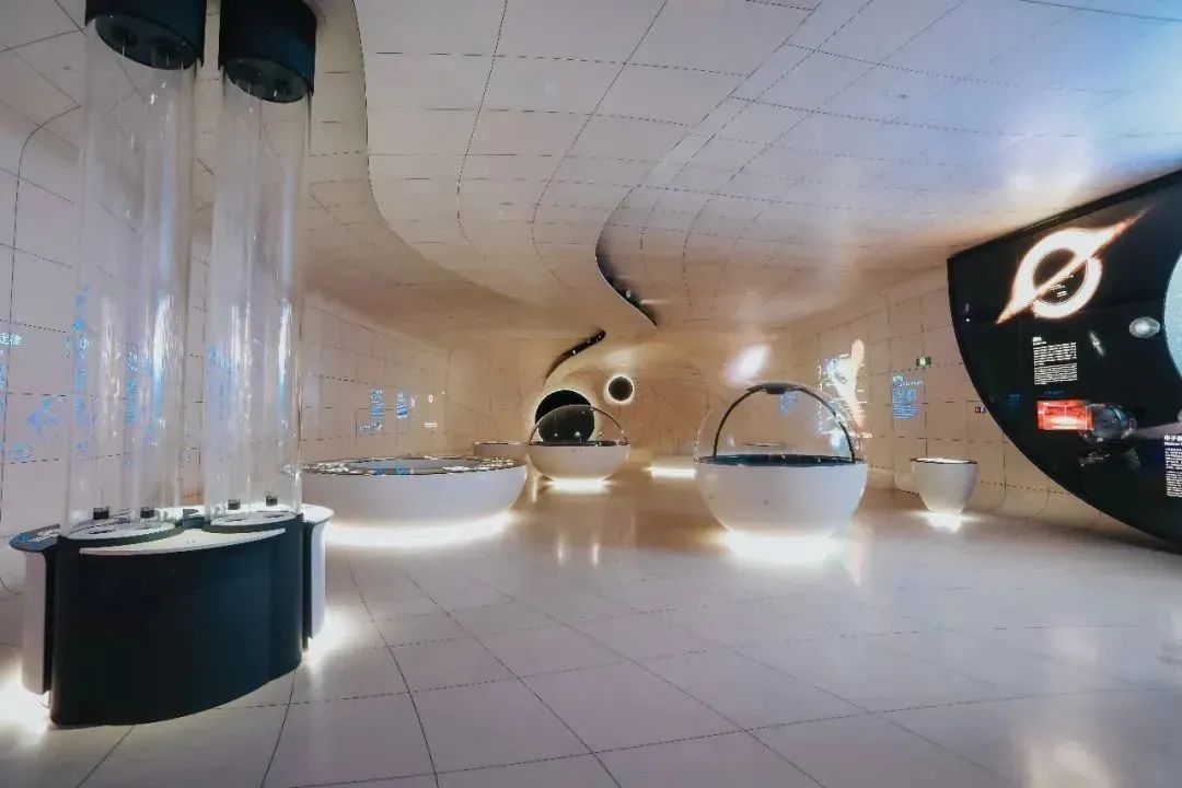 刷爆朋友圈！全球最大的天文館，上海又一地標建筑火了~(圖17)